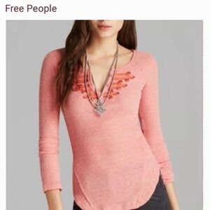 Free People coral textured V neck, y2k bohemian bella swan 90's henley top. XS